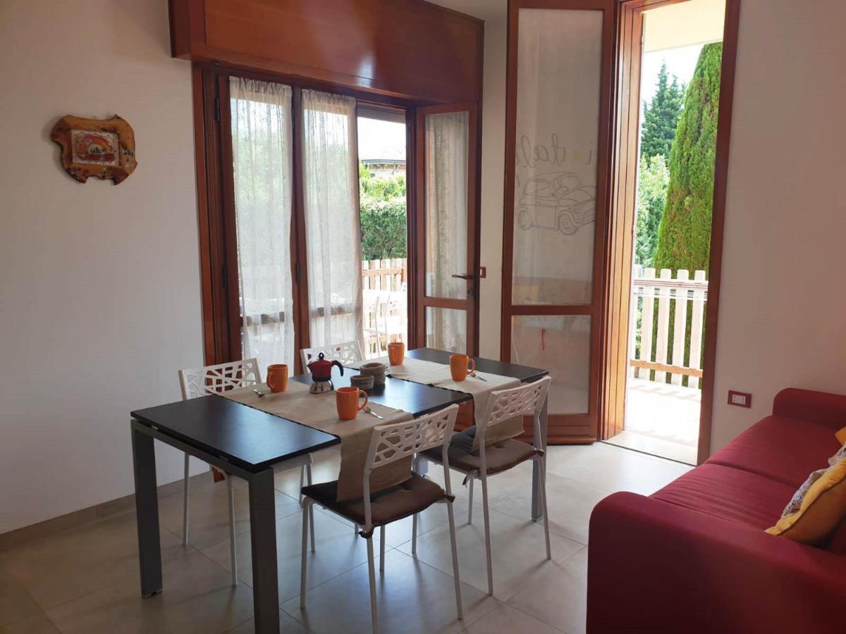 Apartamento Al Girasole Peschiera del Garda Exterior foto