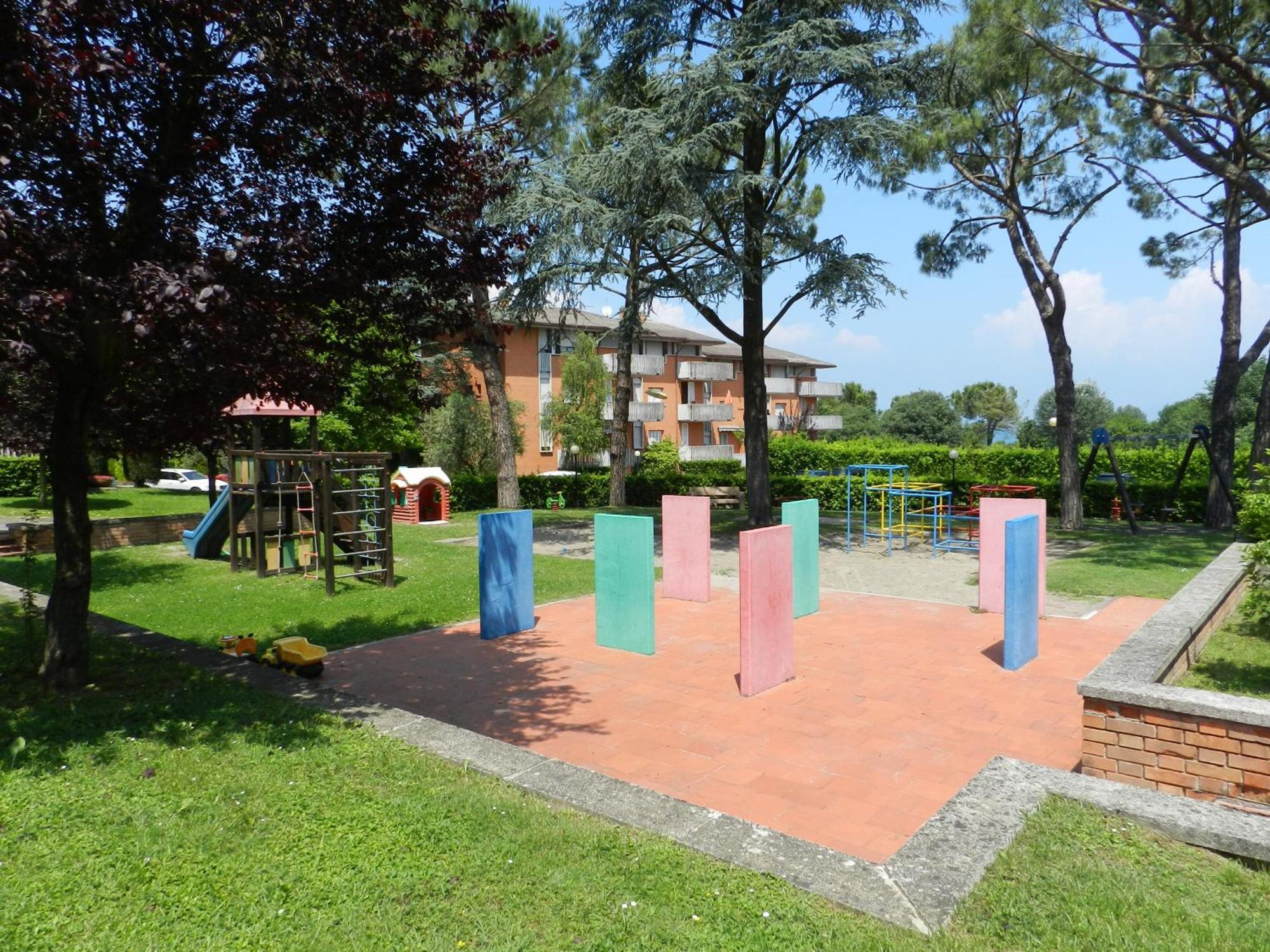 Apartamento Al Girasole Peschiera del Garda Exterior foto